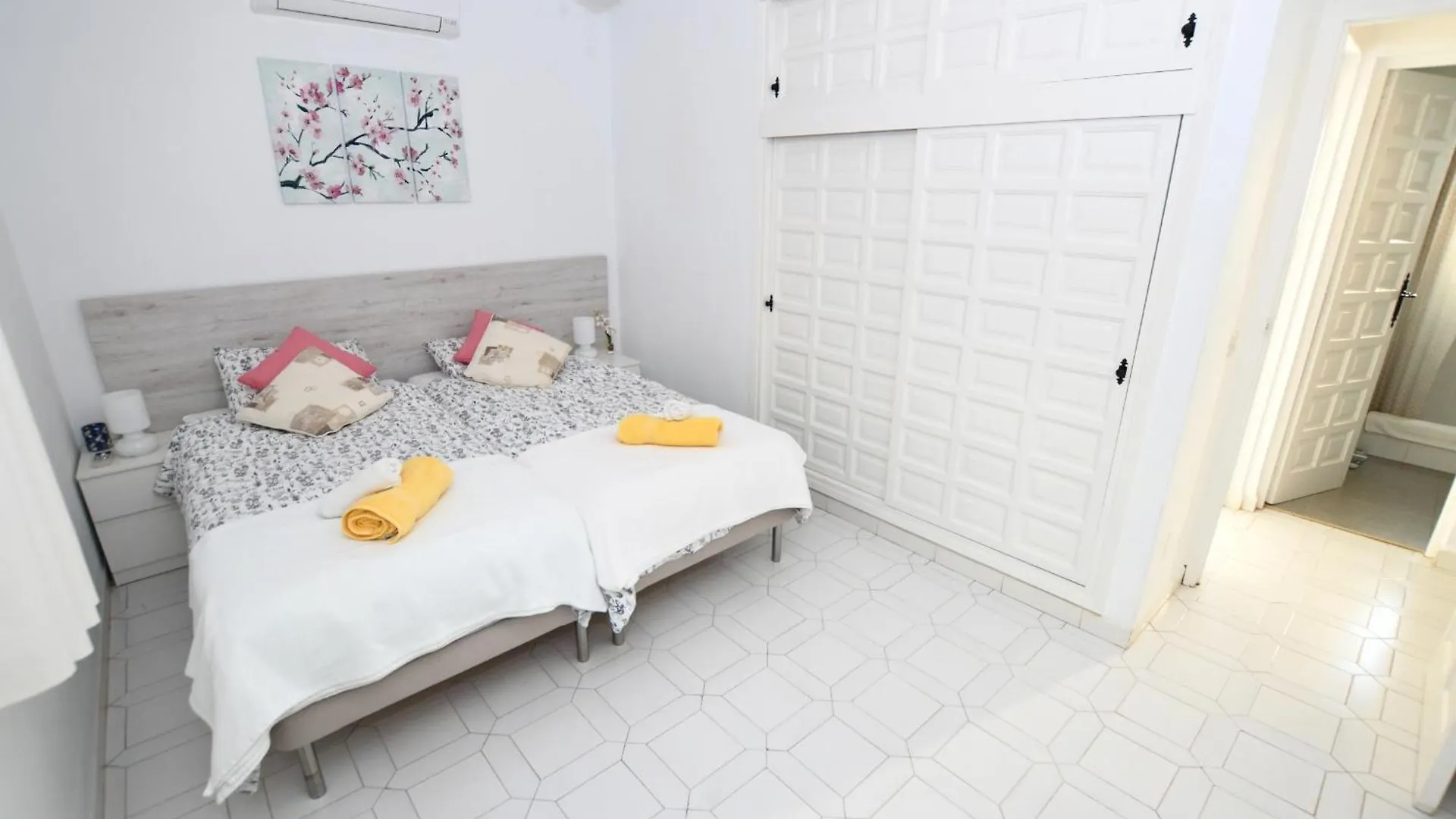 Mijas La Nueva 3 Bed House Vila 0*,  Espanha